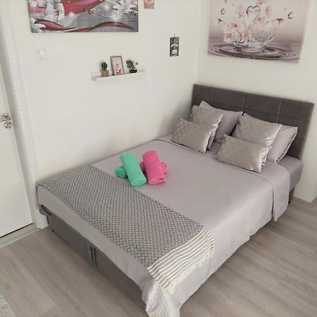 City Lux Square Apartment Скопье Экстерьер фото